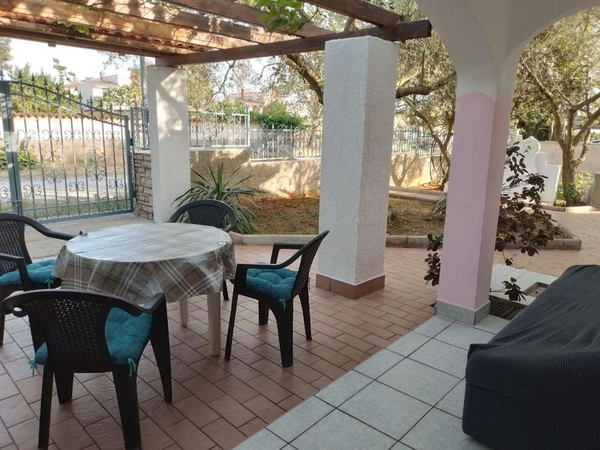 Villa 2 Swans Перой Экстерьер фото